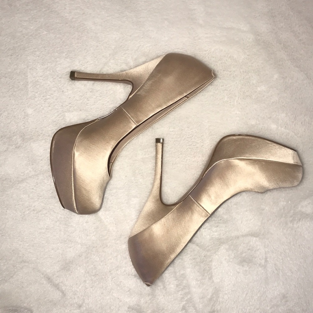 Steve Madden Pump Heels